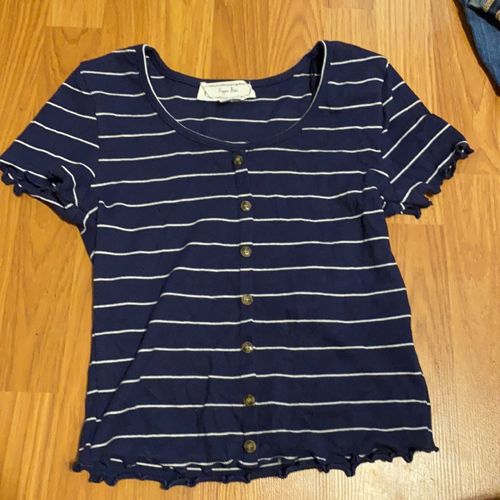 blue, ruffled sleeves crop top